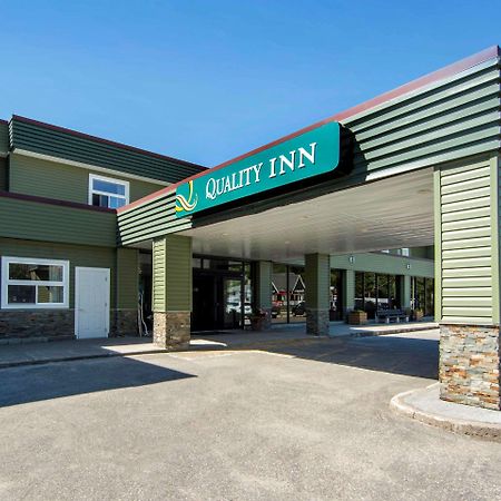 Quality Inn Bracebridge Exterior photo