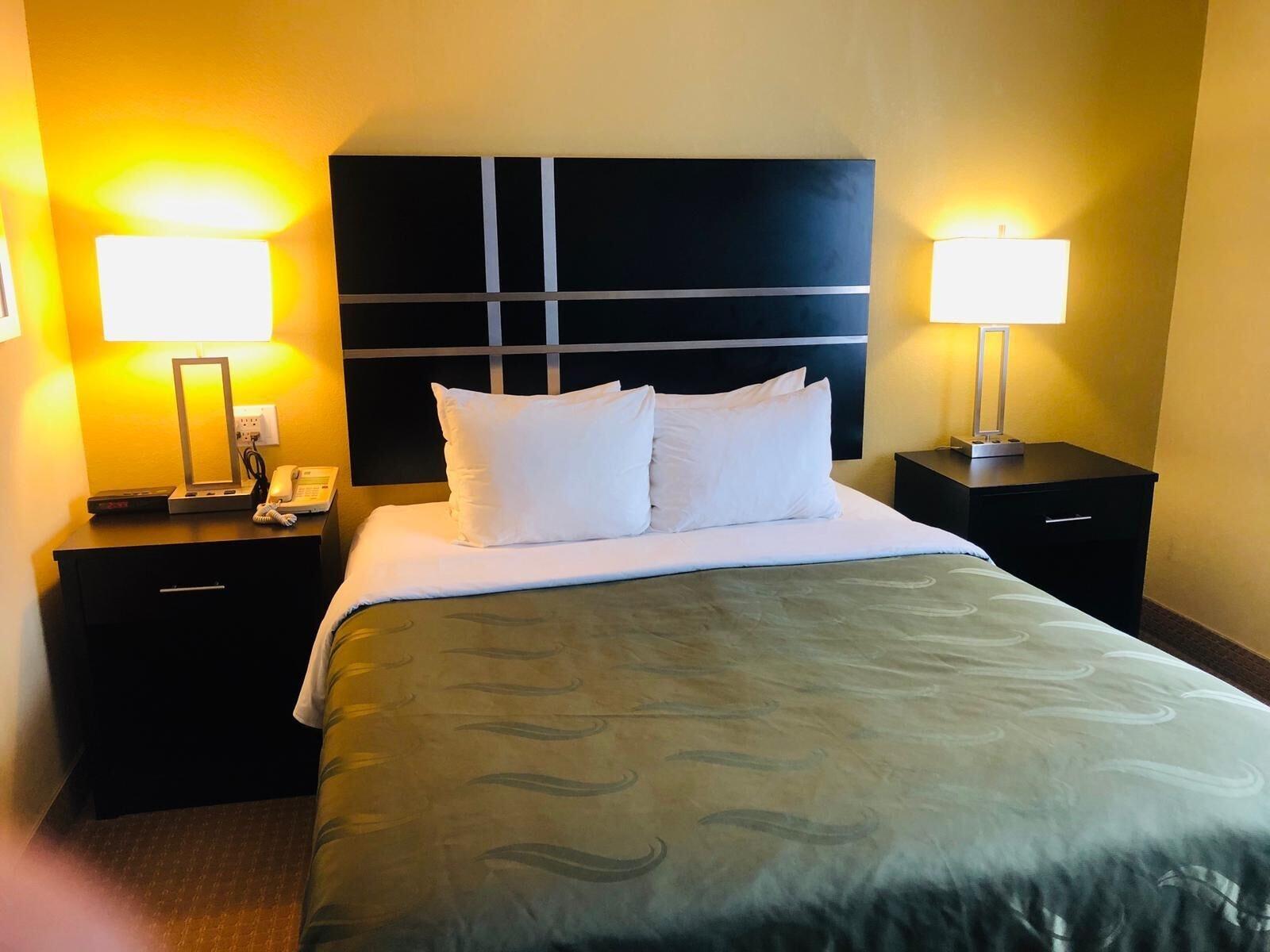 Quality Inn Bracebridge Exterior photo