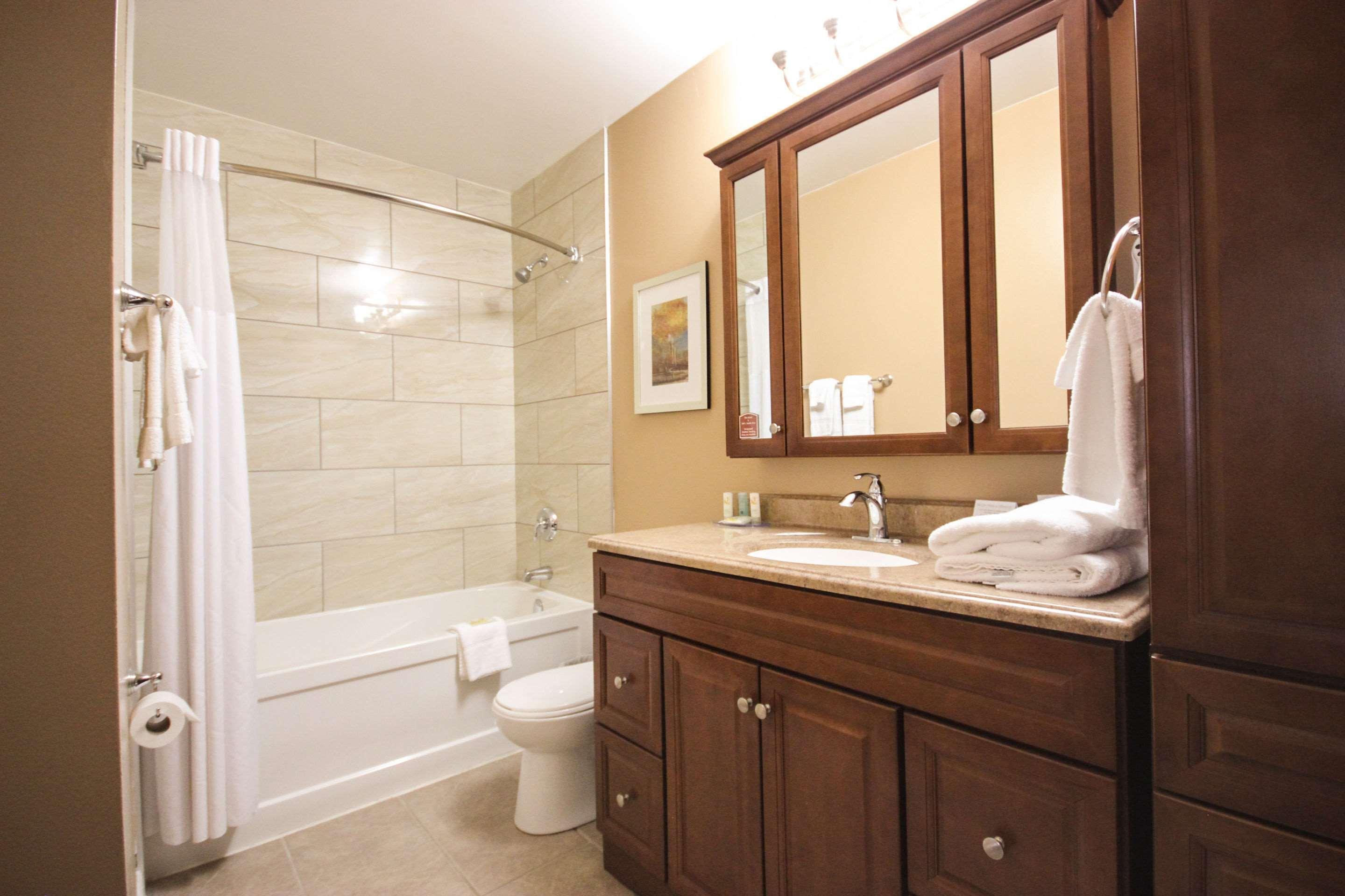 Quality Inn Bracebridge Exterior photo